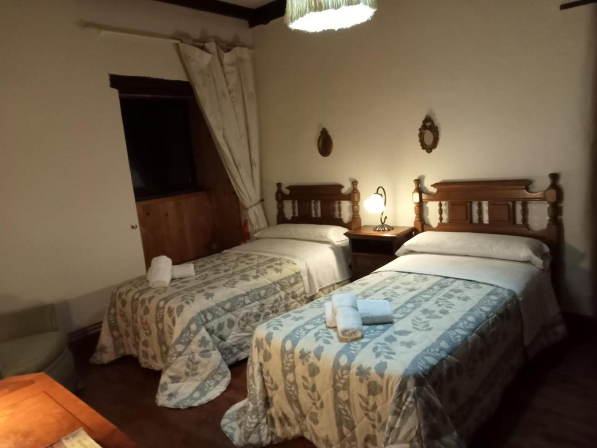 Palacio De Cantiz "Reserva De Ancares" Becerreá Buitenkant foto